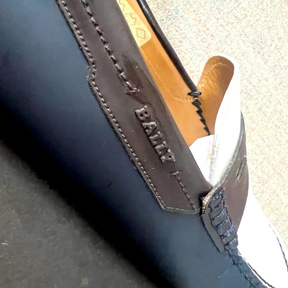 BALLY Men’s rubber-coated spectator driving loafer- EXCELLENT condition main image 5